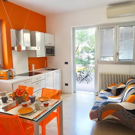 Orange Breeze Apartment Riva del Garda Luaran gambar