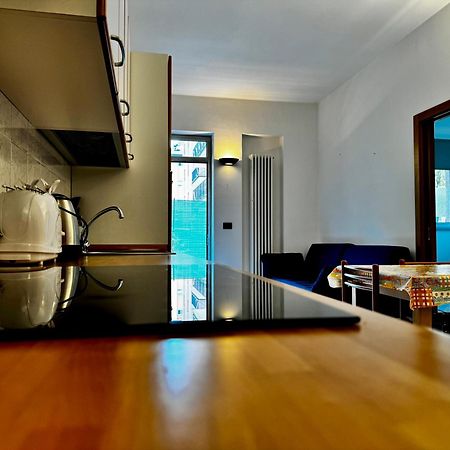 Orange Breeze Apartment Riva del Garda Luaran gambar