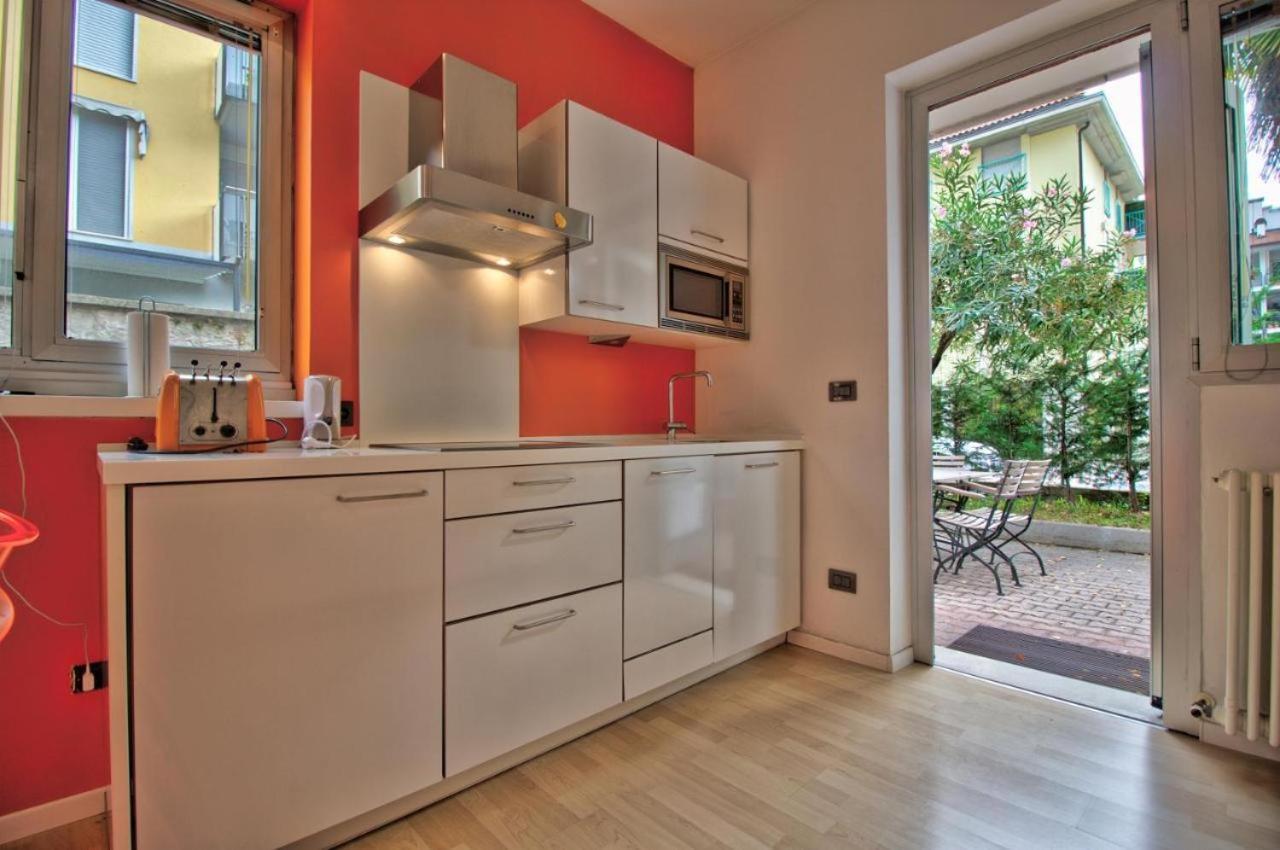 Orange Breeze Apartment Riva del Garda Luaran gambar