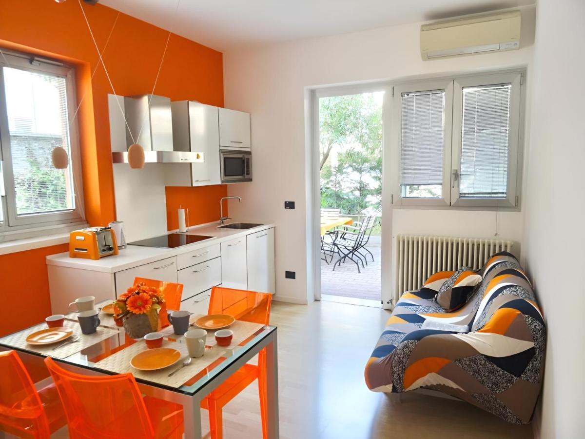 Orange Breeze Apartment Riva del Garda Luaran gambar
