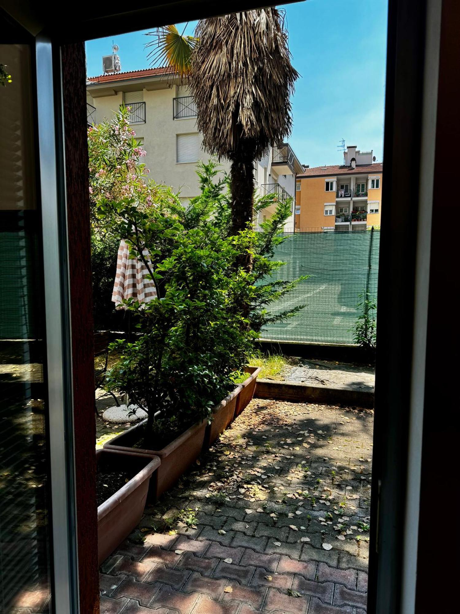 Orange Breeze Apartment Riva del Garda Luaran gambar