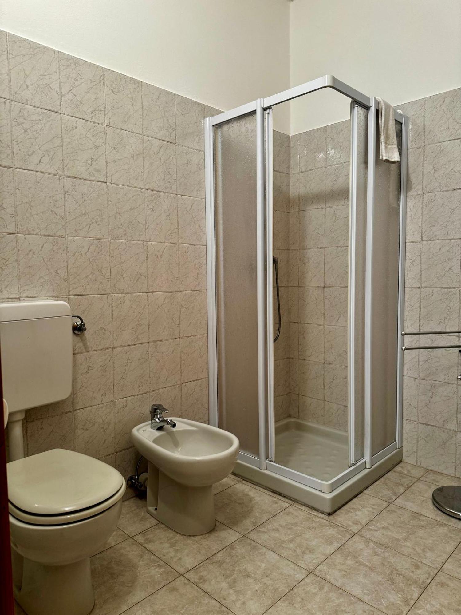 Orange Breeze Apartment Riva del Garda Luaran gambar